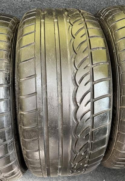 Dunlop 255/45 R18 Letnja