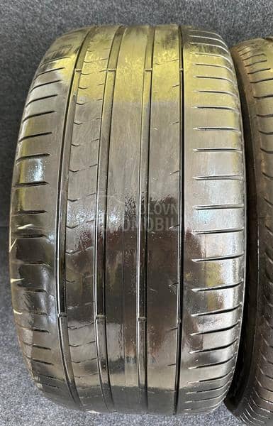 Pirelli 275/35 R20 Letnja