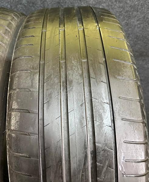 Bridgestone 245/45 R18 Letnja