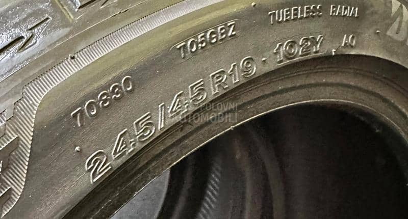 Bridgestone 245/45 R18 Letnja