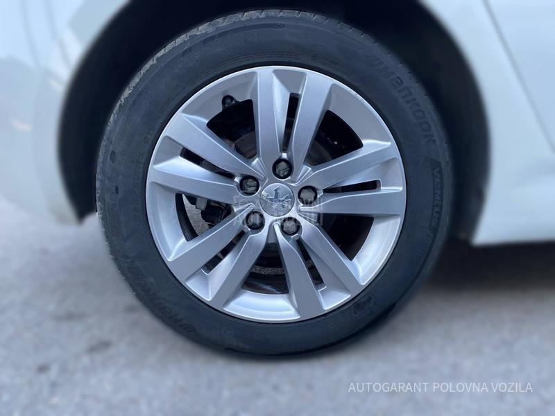 Peugeot 308 ACTIVE 1.5 BlueHDI