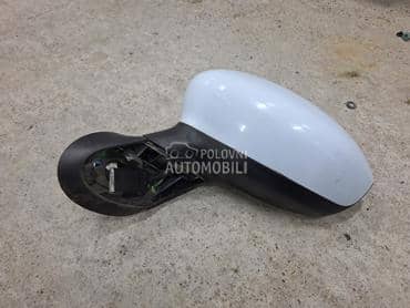 Retrovizor levi za ficu za Fiat 500 od 2007. do 2016. god.