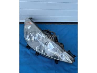 Desni far za Peugeot 207 od 2006. do 2012. god.