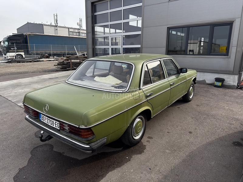 Mercedes Benz W123 E 240