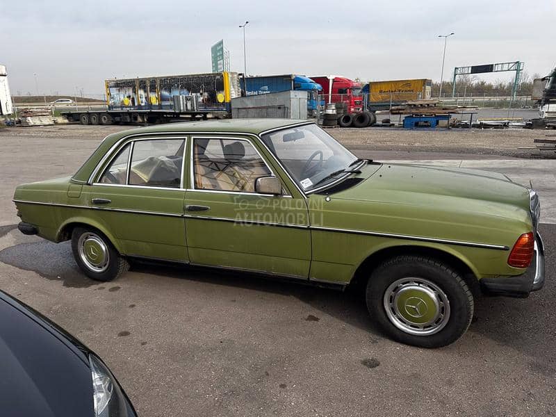 Mercedes Benz W123 E 240