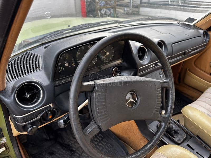 Mercedes Benz W123 E 240