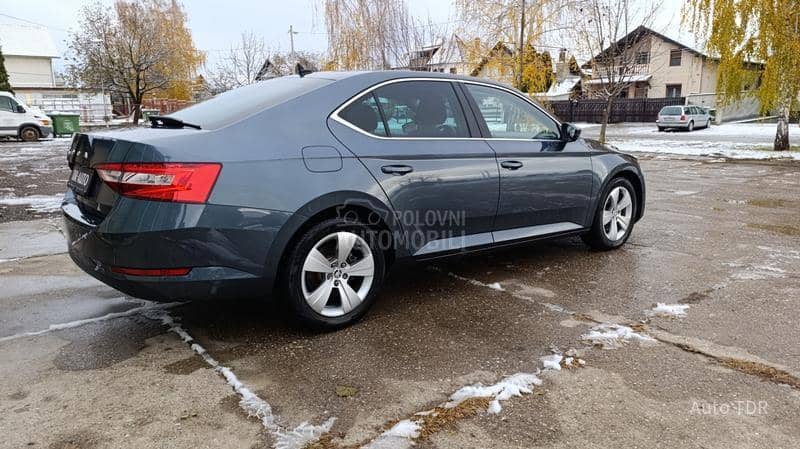 Škoda Superb 2.0TDI/VIRTUAL/DSG/