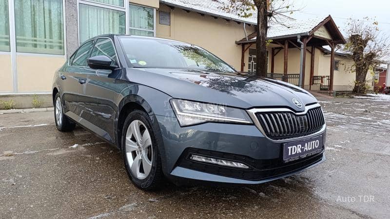 Škoda Superb 2.0TDI/VIRTUAL/DSG/