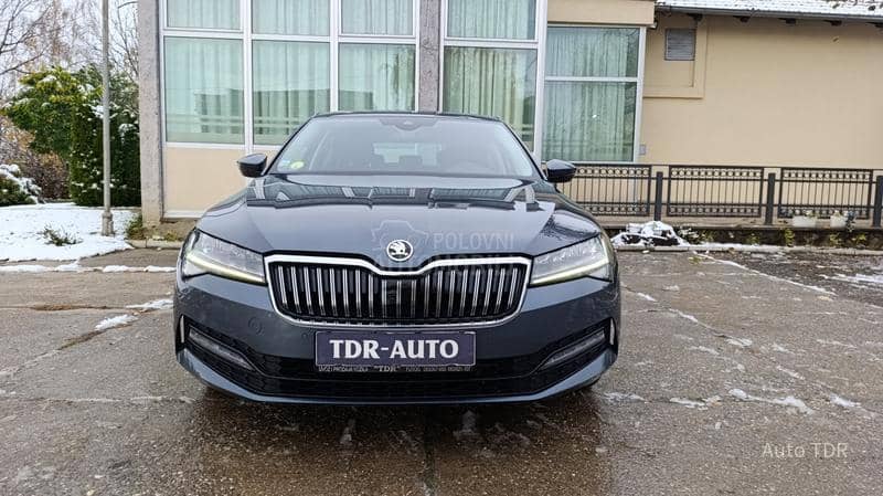 Škoda Superb 2.0TDI/VIRTUAL/DSG/