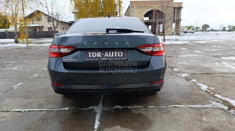 Škoda Superb 2.0TDI/VIRTUAL/DSG/