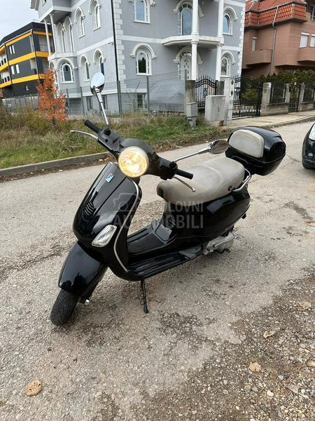 Piaggio Vespa lx125