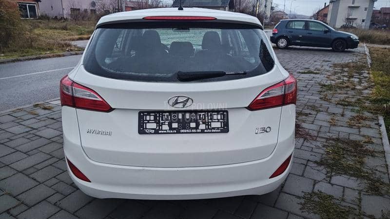 Hyundai i30 1.4 b CH