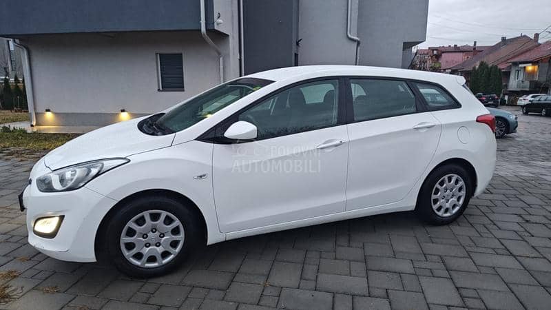 Hyundai i30 1.4 b CH