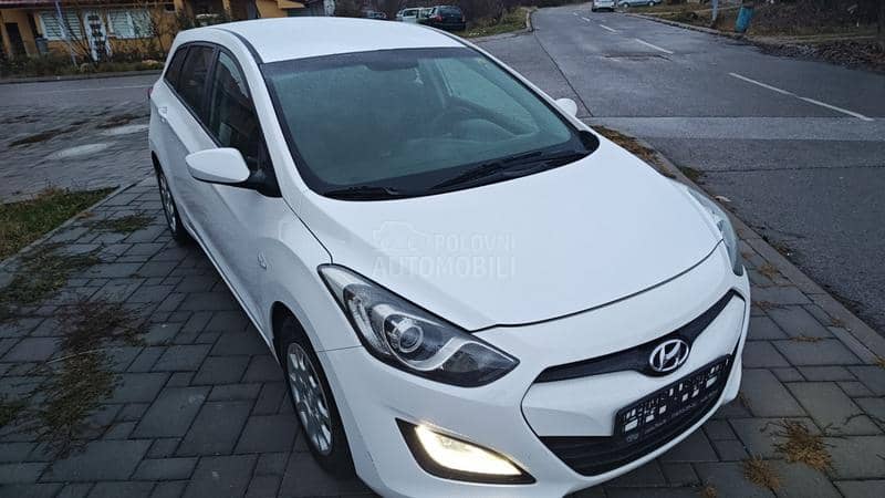 Hyundai i30 1.4 b CH