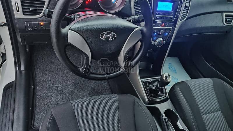 Hyundai i30 1.4 b CH