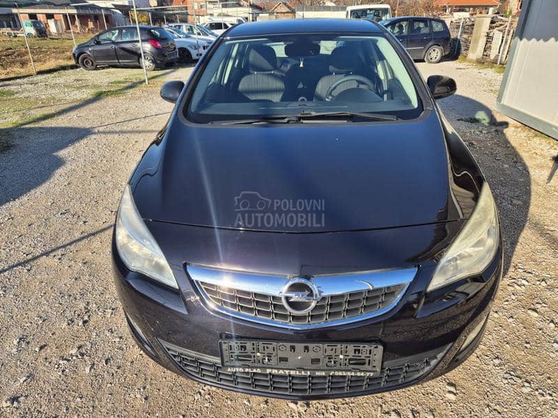 Opel Astra J 1.7cdti/NOVA/