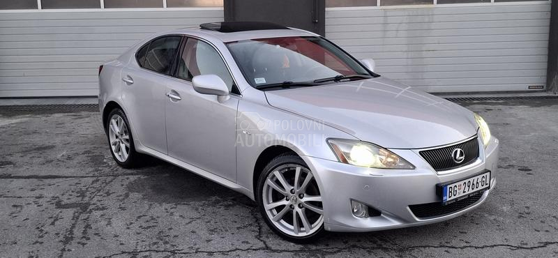 Lexus IS 220 