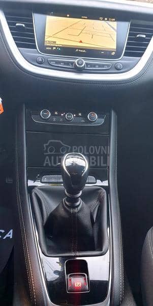 Opel Grandland X ODLIČAN