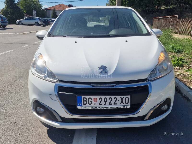 Peugeot 208 