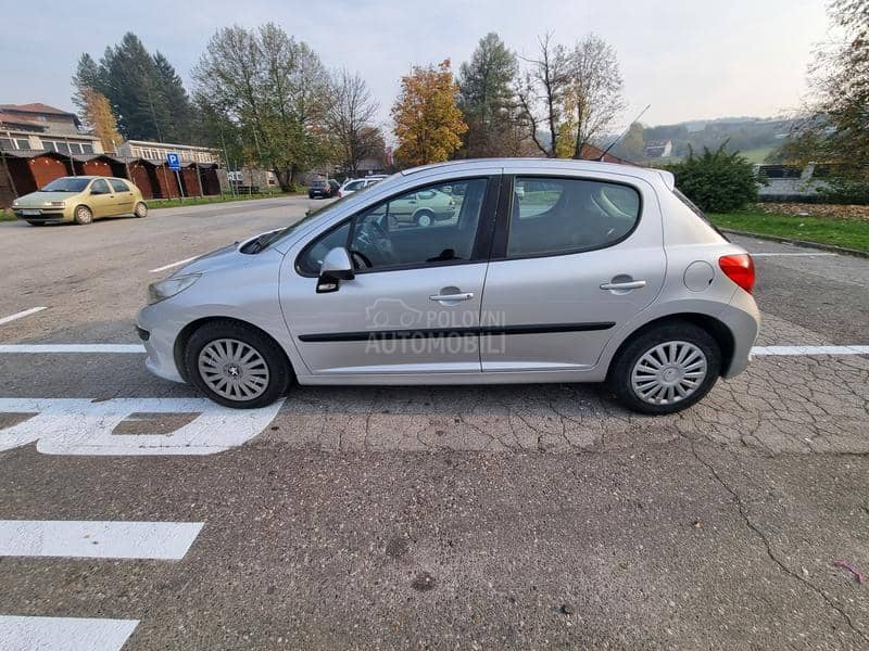 Peugeot 207 1,4