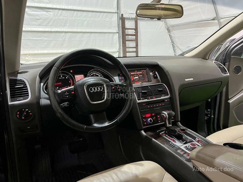 Audi Q7 3.0TDI Vazduh