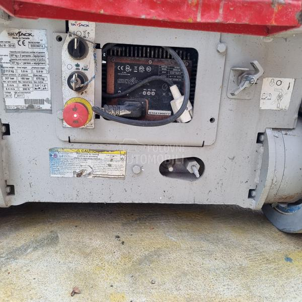 SkyJack SJIII 8m i 10m