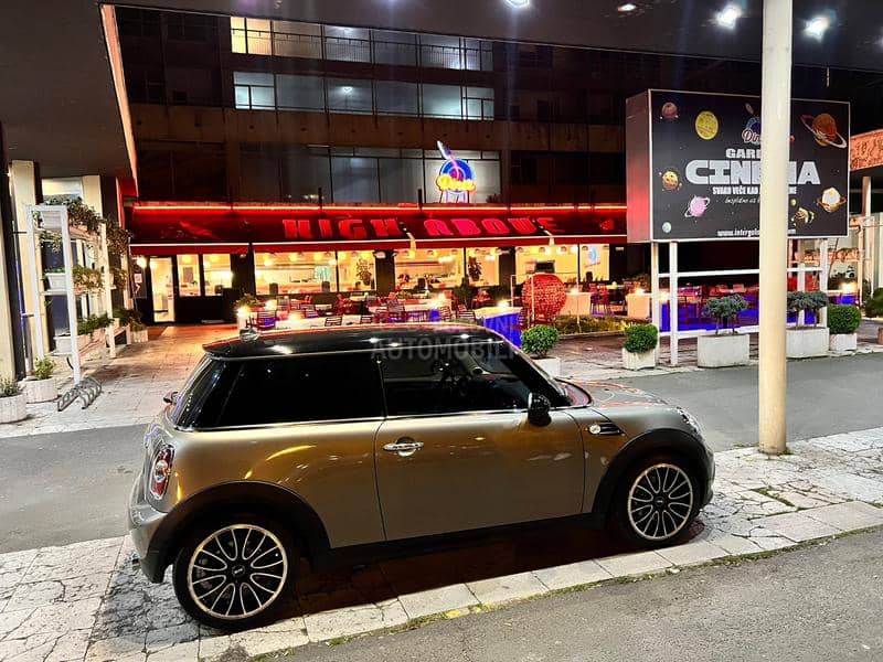 MINI Cooper 1.6 b