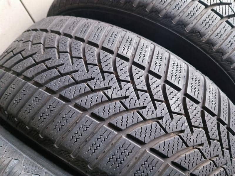 Semperit 195/55 R16 Zimska