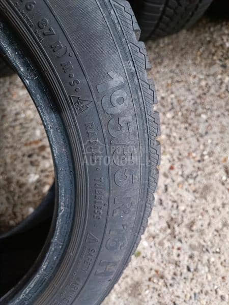 Semperit 195/55 R16 Zimska