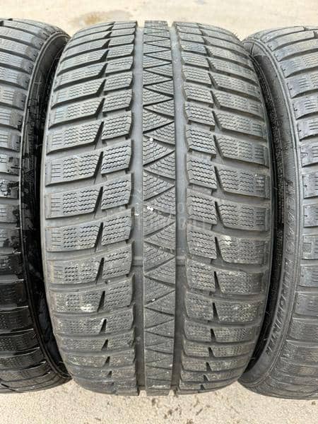 Falken 275/35 R21 Zimska