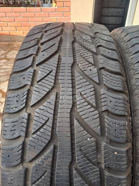 Cooper 225/65 R17 Zimska