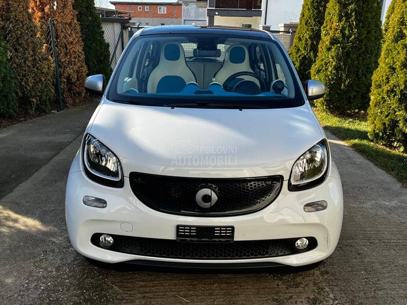 Smart ForFour CH