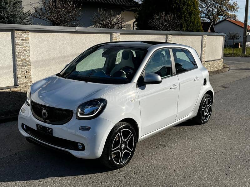 Smart ForFour CH