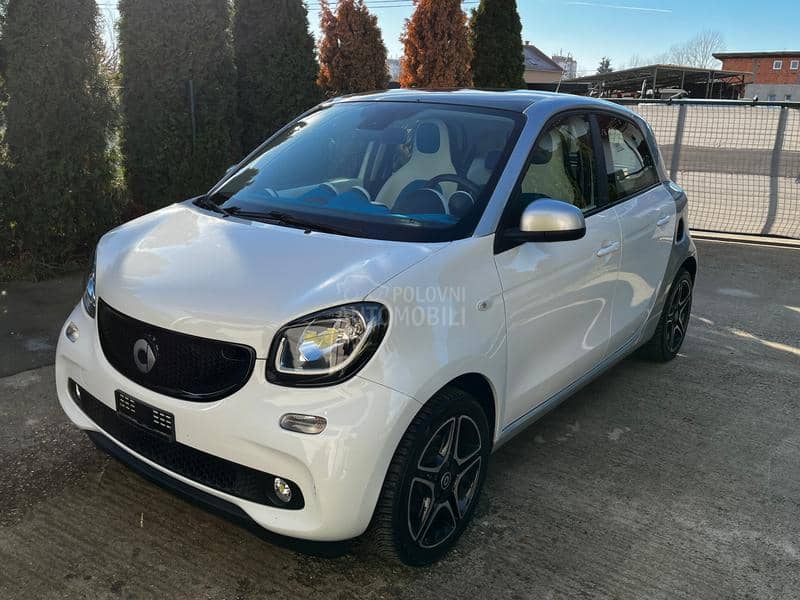 Smart ForFour CH