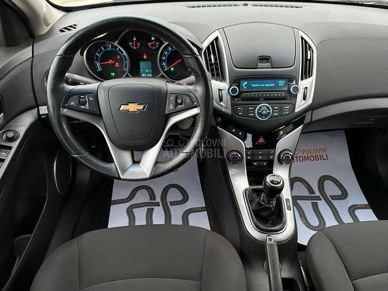 Chevrolet Cruze 1.6LT  TNG  N O V