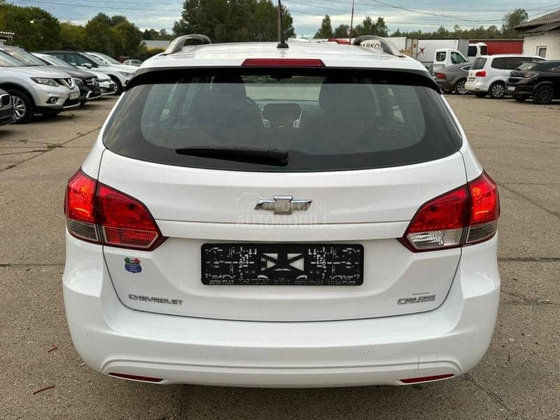 Chevrolet Cruze 1.6LT  TNG  N O V