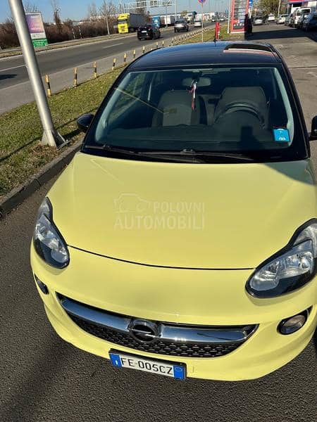 Opel Adam 