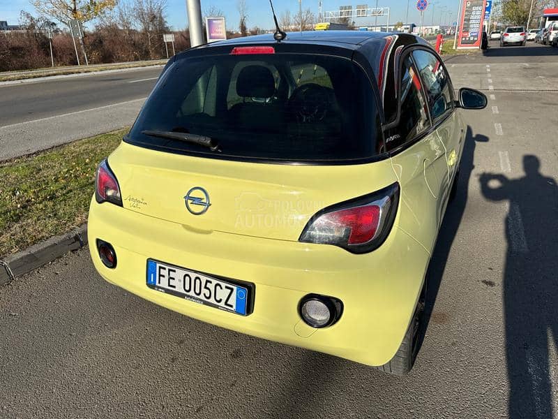 Opel Adam 