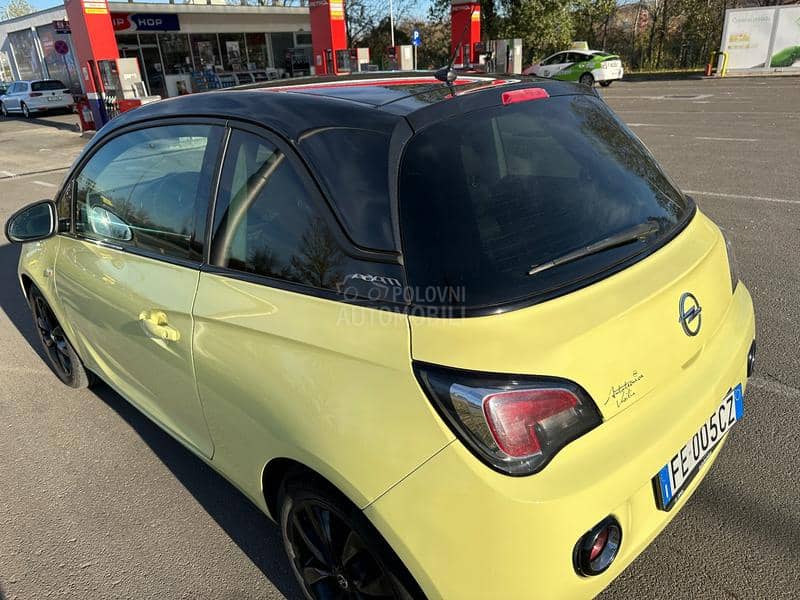 Opel Adam 