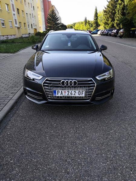 Audi A4 A4 g tron s line