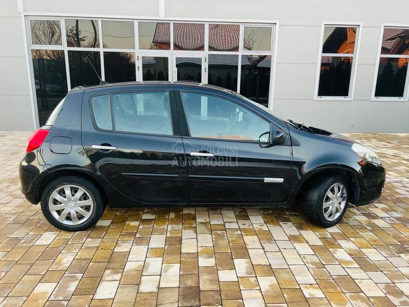 Renault Clio 1.2 tng na.vi