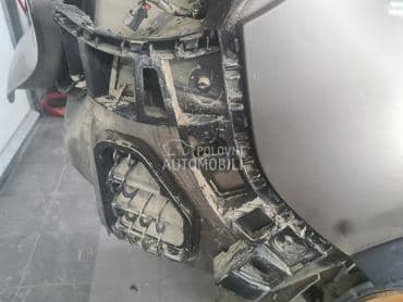 drzac branika za Volkswagen Tiguan od 2009. do 2015. god.