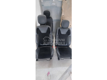 Clio 4  Enterijer za Renault Clio od 2012. do 2019. god.