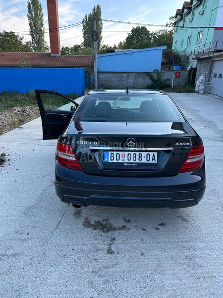 Mercedes Benz C 250 4 matic