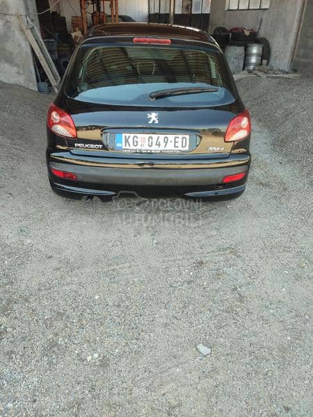 Peugeot 206 plus 