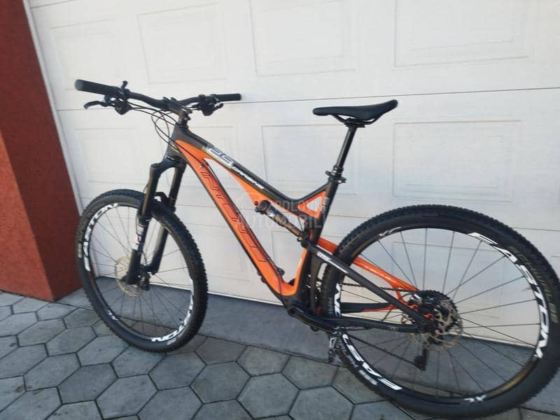 KTM Intense 29 KARBON