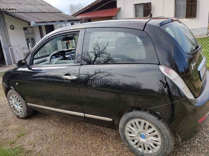 Lancia Ypsilon 1.3 multijet