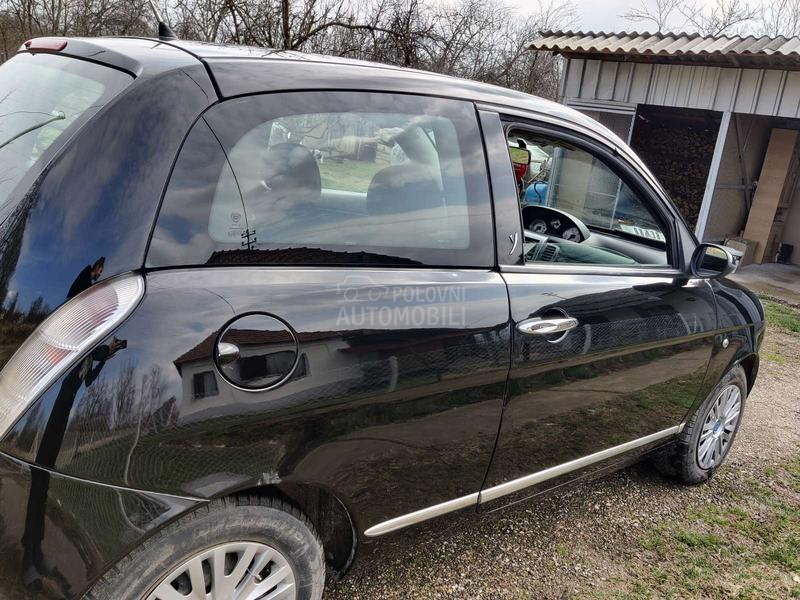 Lancia Ypsilon 1.3 multijet