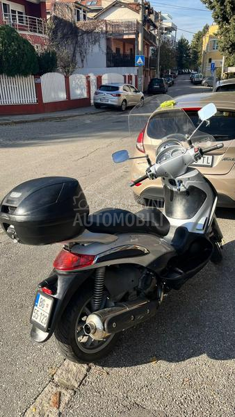 Piaggio Beverly 500