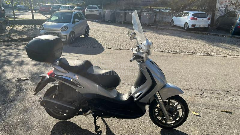 Piaggio Beverly 500